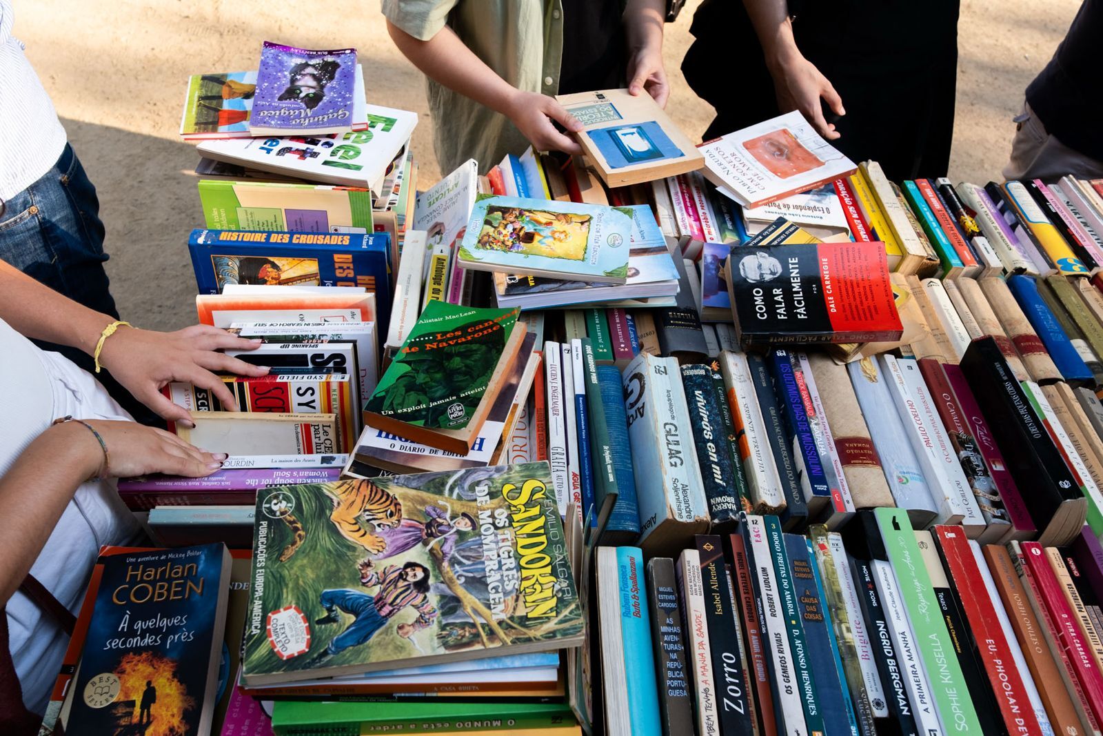 Nova visita à Feira do Livro 2025 | Coesão Social